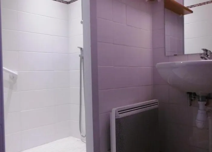 La Callune Nyaraló *