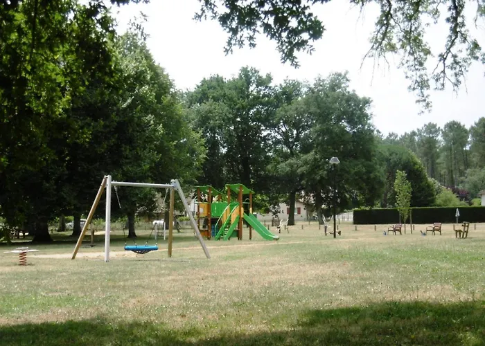 La Callune Nyaraló *